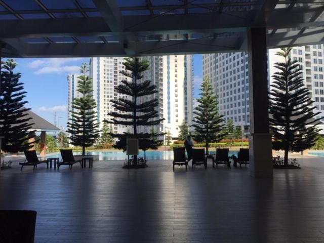 טגאיטאי Wind Residences Tower 4 18Th Floor מראה חיצוני תמונה